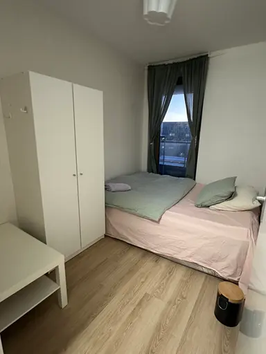 10m2 room to rent for 1195€/month in Amsterdam