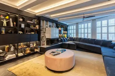180m2 apartment te huur voor 7000€/maand in Nieuwezijds Voorburgwal 1012, Amsterdam
