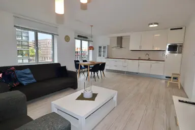 91m2 apartment in affitto per 2500€/mese a Laan op Zuid, Rotterdam