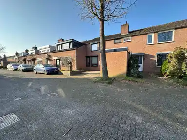 106μ² house προς ενοικίαση για 2350€/μήνα σε Lyonhof 37, Eindhoven