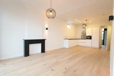 66m2 apartment à louer pour 2750€/mois à Frans van Mierisstraat 50-3, Amsterdam