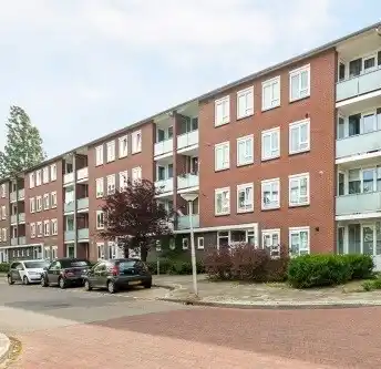 72m2 apartment to rent for 810€/month in Rembrandtlaan 24, Enschede