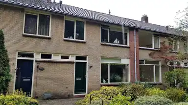 127m2 apartment zur Miete für 1160€/Monat in Lichtenbergerlaan, Diepenveen