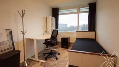14m2 room to rent for 725€/month in Leyweg 1622, The Hague