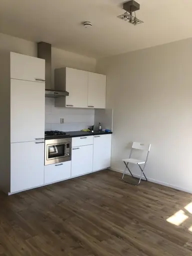 35m2 apartment te huur voor 520€/maand in Lorentzplein 98, The Hague