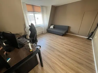 104m2 room to rent for 750€/month in Schalk Burgerstraat, Leeuwarden