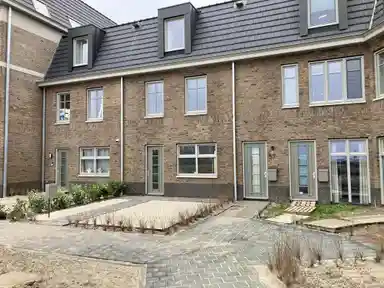 138m2 house to rent for 2350€/month in Kaapsduinhof 55, Zeewolde