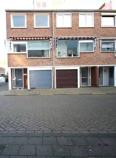 155m2 house to rent for 2250€/month in Willy Sluiterstraat 6, Katwijk aan Zee