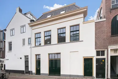 77m2 apartment zur Miete für 2650€/Monat in Lange Koestraat, Utrecht