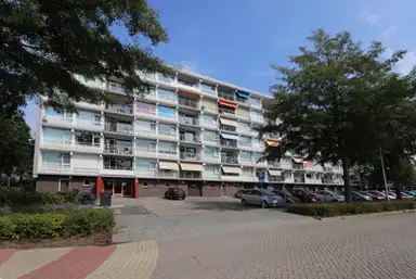 68m2 apartment to rent for 672.86€/month in Vermuydenstraat 188, Kampen