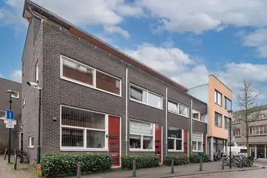 95m2 apartment to rent for 3750€/month in Bussumerstraat 14G-1, Hilversum