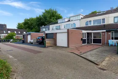 112m2 house to rent for 1975€/month in Tjalk 45, Hoorn