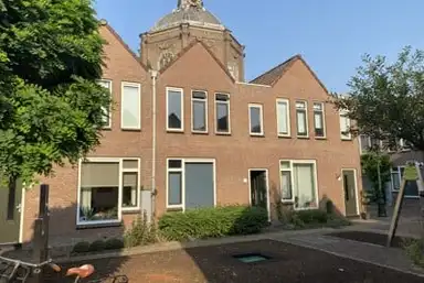 65m2 house à louer pour 900.07€/mois à Mirakelsteeg 7, Leiden