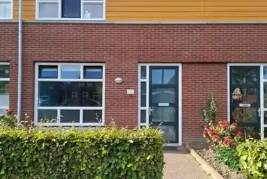 114m2 apartment to rent for 815€/month in Bloemenzoom 170, Dronten