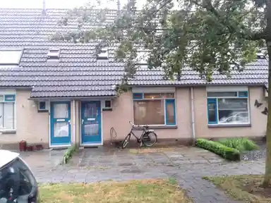 70.63m2 house to rent for 916.52€/month in Houtwal 54, Zeewolde