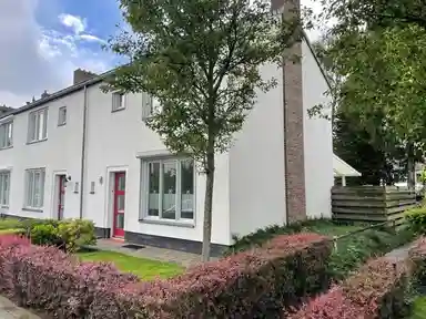 92m2 house to rent for 1500€/month in Vrijdagstraat, Heerlen