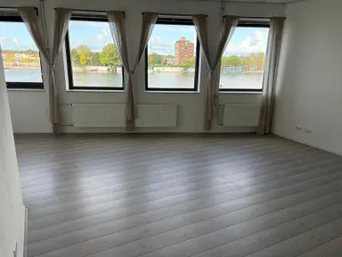 55μ² studio προς ενοικίαση για 1325€/μήνα σε Tingietersweg, Haarlem