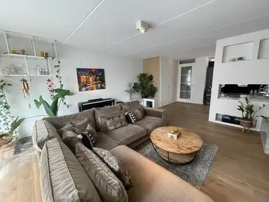 170m2 house in affitto per 3000€/mese a Jan Vrijmanstraat, Amsterdam