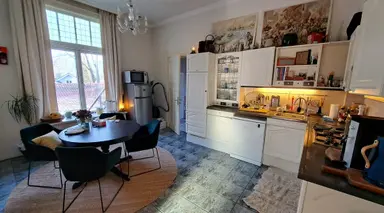 404m2 apartment to rent for 1375€/month in Dorpsstraat, Lunteren