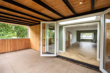 171m2 house to rent for 3900€/month in Nieuwemeerdijk 199, Badhoevedorp