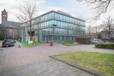 850m2 apartment to rent for 1050€/month in De Cuserstraat 91, Amsterdam