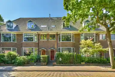 197m2 house to rent for 4800€/month in Anna van Burenlaan 54, Haarlem