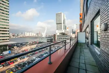 103m2 apartment to rent for 2750€/month in Landverhuizersplein 12, Rotterdam