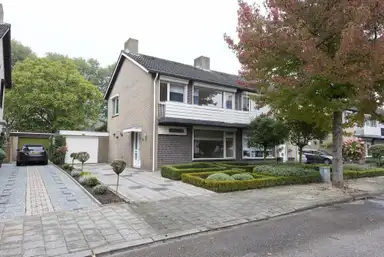 118m2 apartment to rent for 1500€/month in Van Heukelomstraat 15, Weert