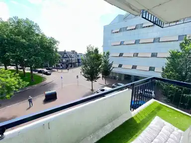 80m2 apartment à louer pour 1500€/mois à Burgemeester Edo Bergsmalaan 75, Enschede
