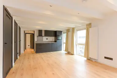 57μ² apartment προς ενοικίαση για 1760.53€/μήνα σε 1e Middellandstraat 84B, Rotterdam