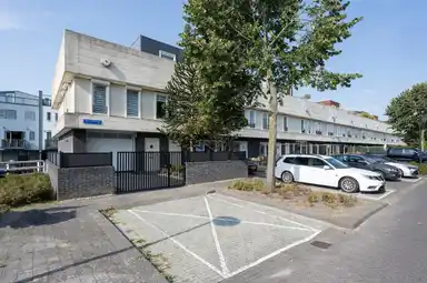 129m2 apartment zur Miete für 2350€/Monat in Antillenweg 1, Almere