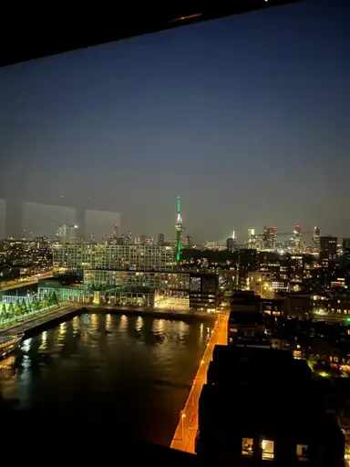 99μ² apartment προς ενοικίαση για 2500€/μήνα σε Oostzeedijk Beneden 193B, Rotterdam