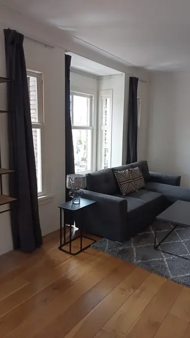 90m2 apartment in affitto per 2995€/mese a Vondelstraat, The Hague