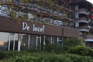 23m2 apartment to rent for 404.34€/month in Hoflaan 73, Alphen aan den Rijn