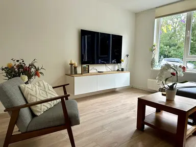 73μ² apartment προς ενοικίαση για 2100€/μήνα σε Vlaardingerdijk 73, Schiedam