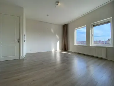 41m2 apartment te huur voor 980€/maand in Loosduinseweg 877A, The Hague