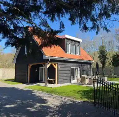 90μ² house προς ενοικίαση για 3250€/μήνα σε Rotterdam