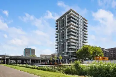 75μ² apartment προς ενοικίαση για 1860€/μήνα σε Stationsplein, Schiedam