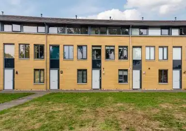 116m2 house to rent for 2100€/month in Heusdenhoutsestraat, Breda