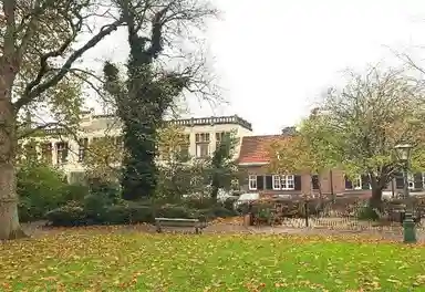 100μ² apartment προς ενοικίαση για 2500€/μήνα σε Doezastraat, Leiden