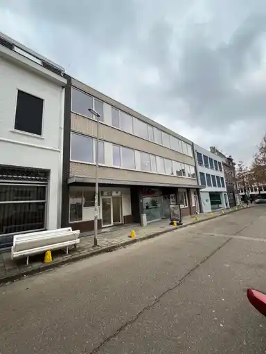 64m2 apartment to rent for 985€/month in Nobelstraat, Heerlen