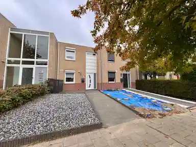 76m2 house to rent for 1195€/month in Monseigneur Feronlaan 116, Heerlen