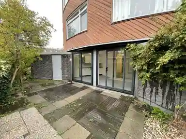 103m2 apartment to rent for 1185€/month in Couhornerhoek 17, Amsterdam