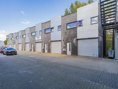 58m2 apartment to rent for 635€/month in Industrieweg 1F, Zoeterwoude