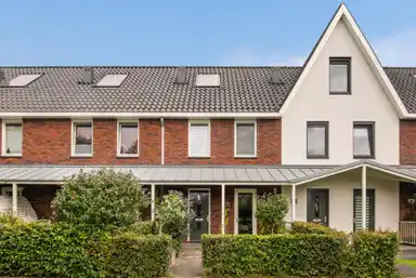 118m2 house to rent for 838€/month in Vechterweerdhof 6, Zwolle