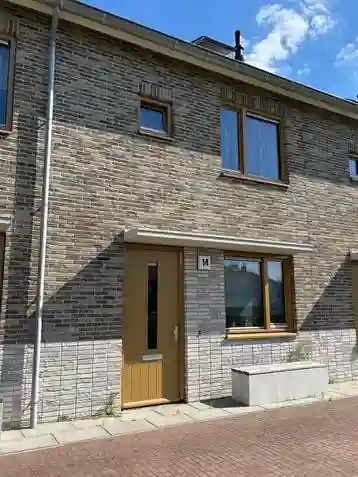 103m2 house to rent for 560€/month in Zuiderkruisstraat 1, Enschede