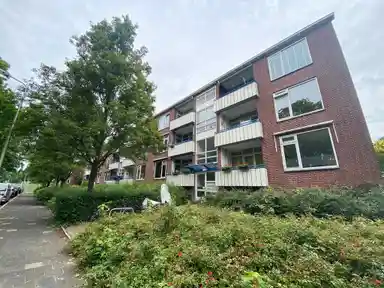 104m2 apartment to rent for 1750€/month in W.H. van Leeuwenlaan 136, Delft
