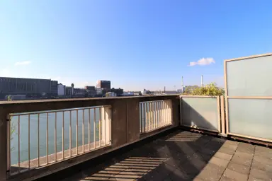 166m2 house te huur voor 2600€/maand in Oostzeedijk Beneden 193B, Rotterdam