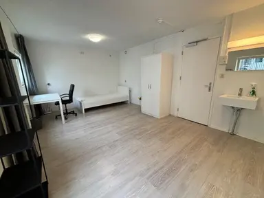 20m2 room à louer pour 620€/mois à Wycker Grachtstraat, Maastricht
