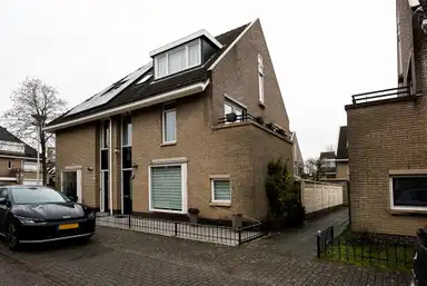 133m2 house te huur voor 2100€/maand in Eigelhorst 28, Rotterdam